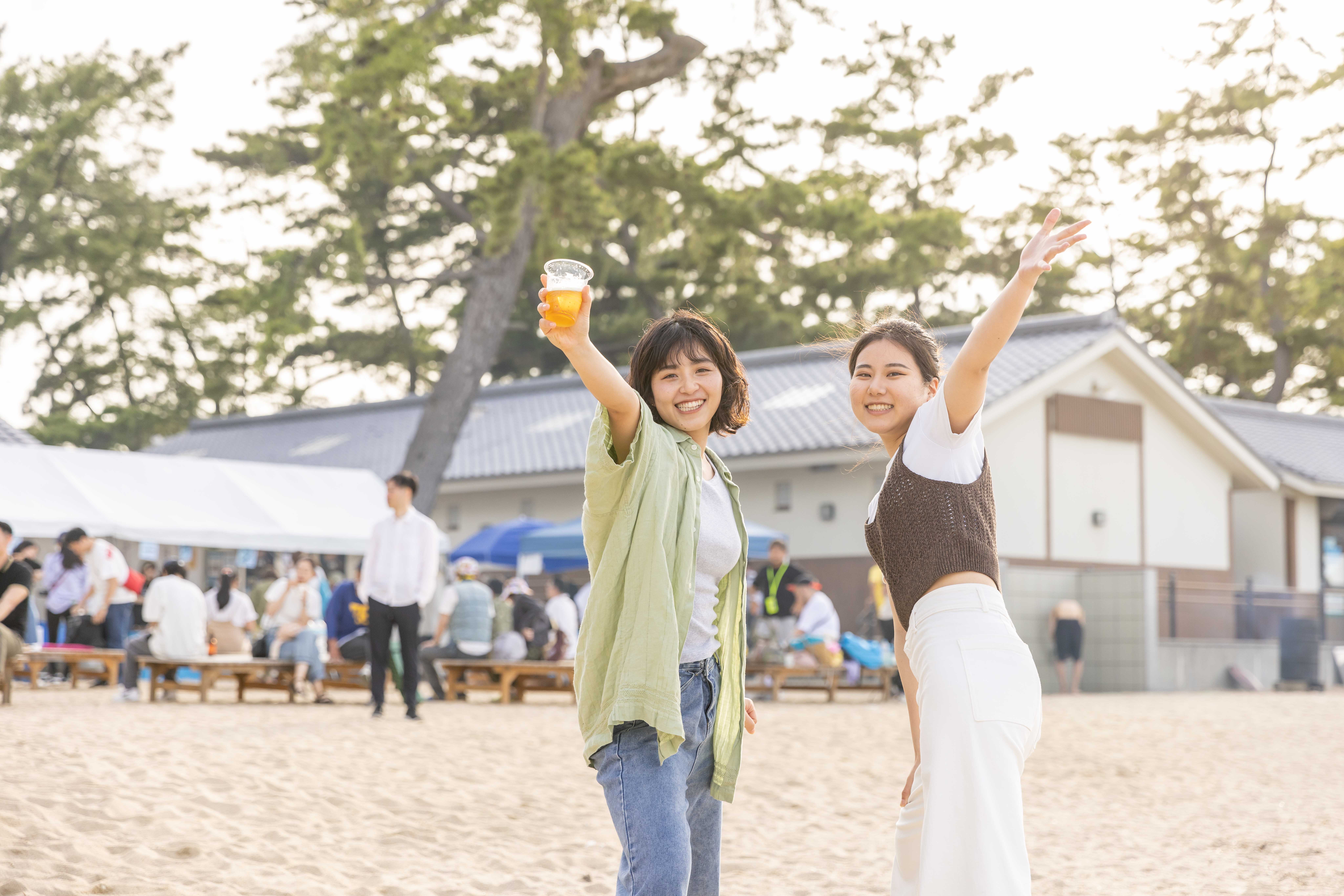 うみぞら映画祭2025コラボ企画　淡路島の花4Kムービー上映 & 水上花火のコラボ演出