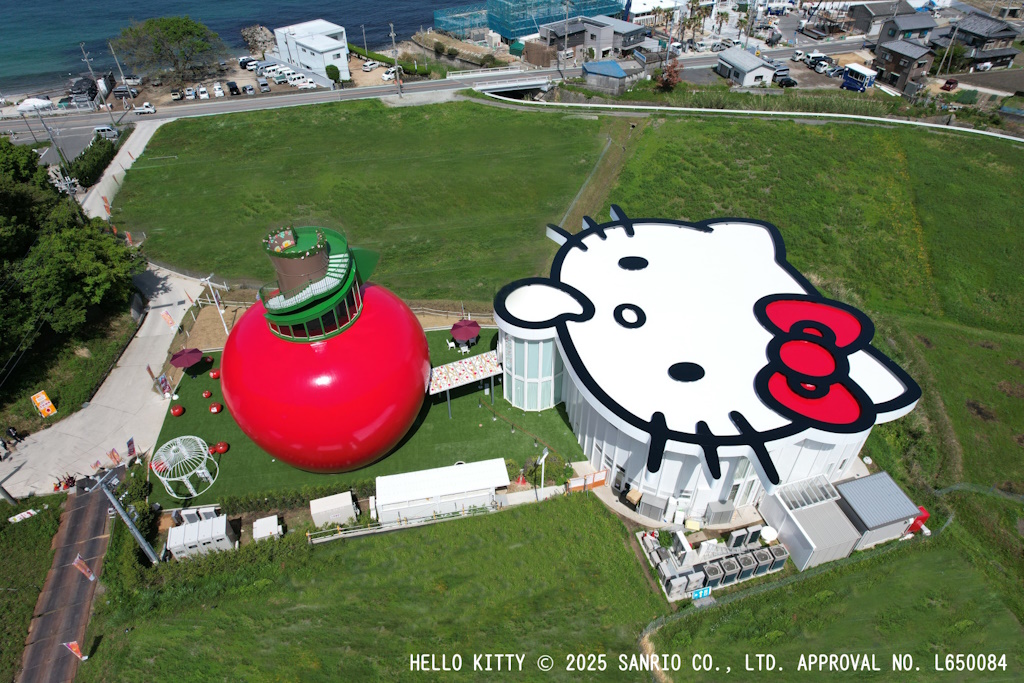 HELLO KITTY SHOW BOX・HELLO KITTY APPLE HOUSE